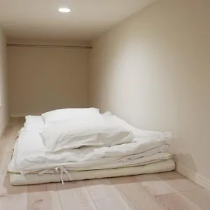 Trip Pod Takasago A , 福岡市 日本
